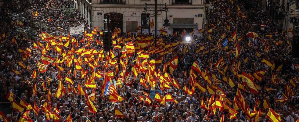 Manifestations contre lamnistie en Espagne ce dimanche 12 novembre