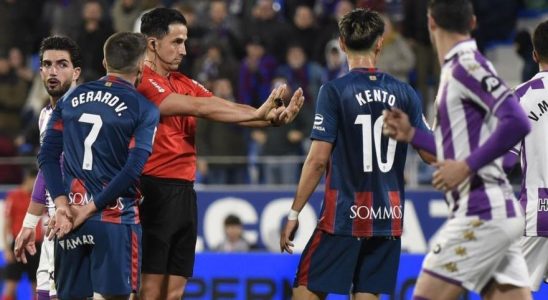 Un penalty tres douteux renverse Huesca et aggrave sa crise