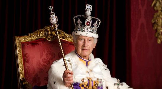 Un regime feodal permet a Charles III de senrichir grace