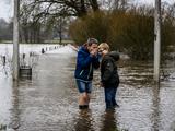 Hoog water in Nederland: 'Alle hens aan dek, gemalen draaien op volle kracht'