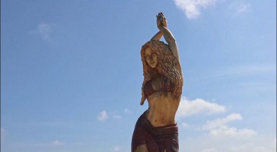 Barranquilla rend hommage a Shakira avec une statue en bronze