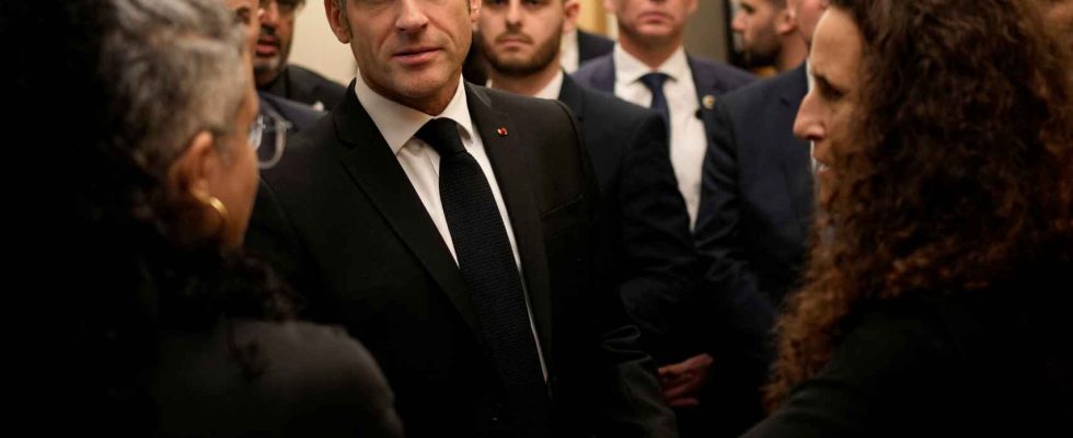 Cest la loi controversee sur limmigration de Macron soutenue par