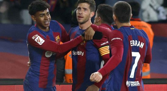 FC Barcelone Almeria Sergi Roberto sauve in extremis