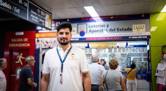Joaquin Monroy loperateur de la loterie dechange Moncloa a vendu