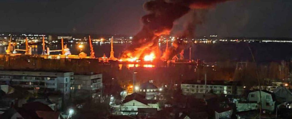 LUkraine detruit un autre navire de guerre phare russe lors