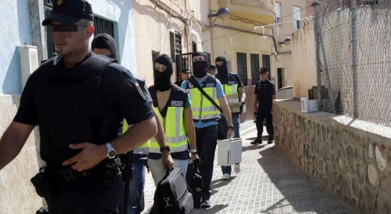 La Police Nationale arrete 9 jihadistes a Melilla dans le