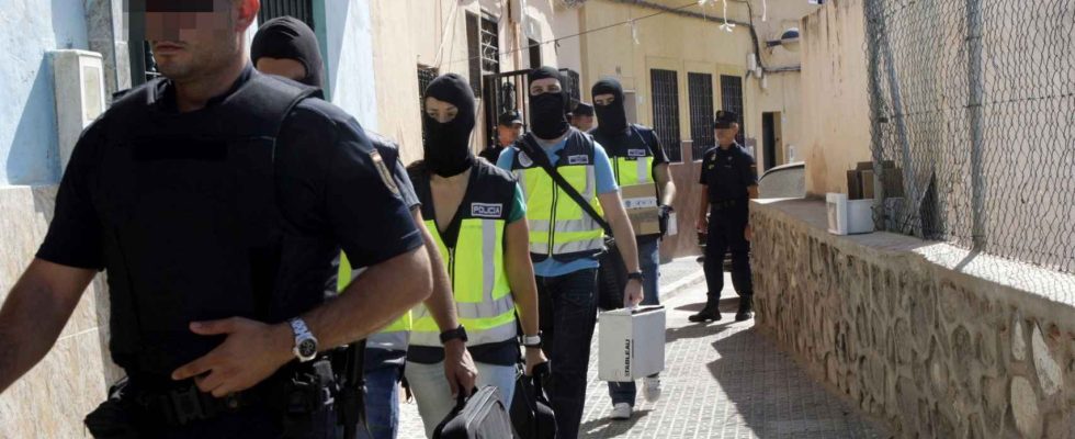 La Police Nationale arrete 9 jihadistes a Melilla dans le