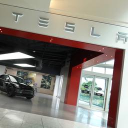 La greve de plusieurs semaines chez Tesla en Suede continue