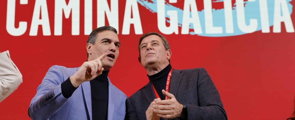 Le PSOE nie que Sanchez ait vole de La Corogne