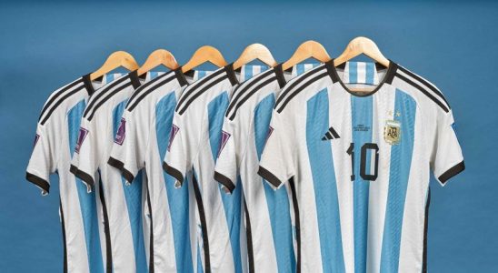 Les maillots portes par Messi lors de la Coupe du