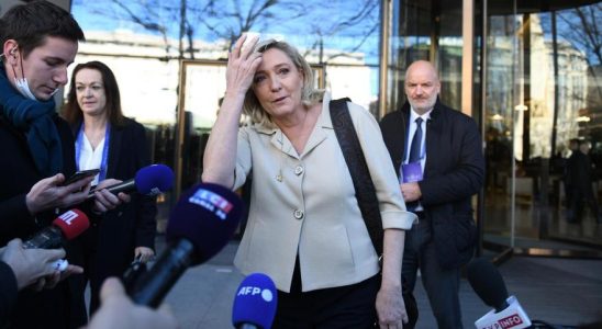 Lextreme droite Le Pen se renforce comme alternative a Macron