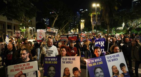Manifestations a Tel Aviv apres que larmee israelienne a tue