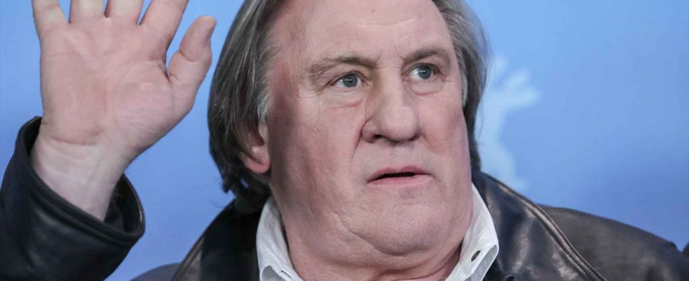 Neffacez pas Gerard Depardieu 50 artistes defendent lacteur accuse dagression