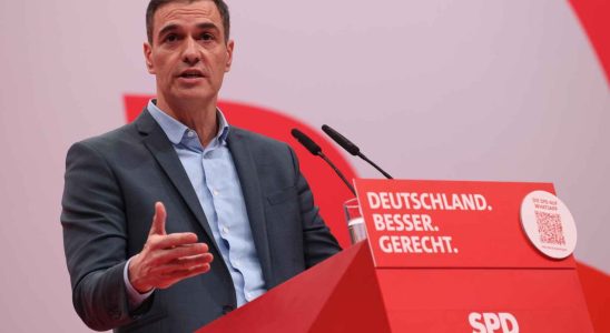 Sanchez crie a Berlin pour un socialisme europeen uni contre
