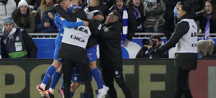 Alaves ouvre une breche avec la relegation et aggrave la