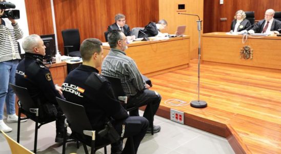 Condamne a Saragosse pour avoir poignarde son ex compagne au ventre