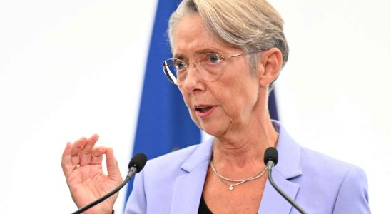 La Premiere ministre francaise Elisabeth Borne demissionne