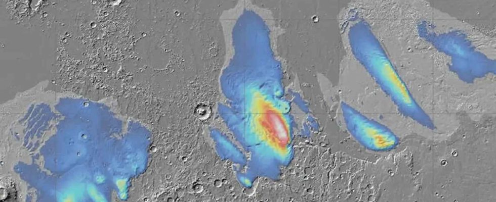 La sonde Mars Express decouvre denormes depots de glace deau