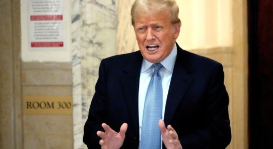 Trump condamne a payer 833 millions de dollars pour diffamation