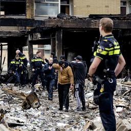 Un batiment effondre de Rotterdam est demoli apres la decouverte