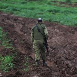 Un membre du Hezbollah tue au Liban Israel avance a