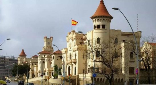 Arrestation de deux militaires de la caserne de Barcelone pour