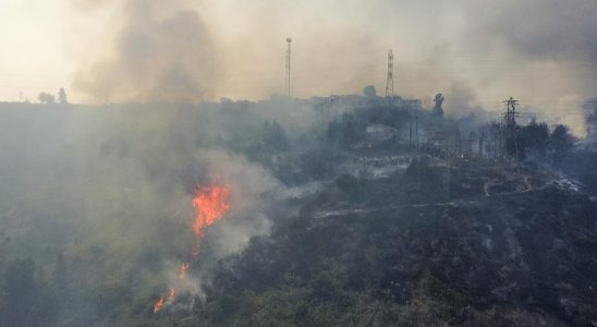 Des drones montrent les destructions causees par un incendie dans