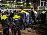 ME grijpt in bij verwoest pand Rotterdam, onrust bij omstanders over sloop