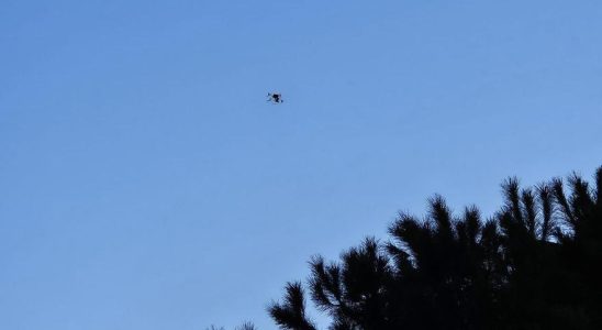 INCENDIE A VALENCE Des drones survolent a nouveau les
