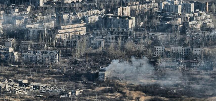 LUkraine sur la defensive a Avdiivka la Russie met la