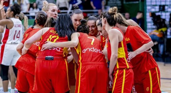 Lequipe espagnole feminine de basket ball se qualifie pour les Jeux