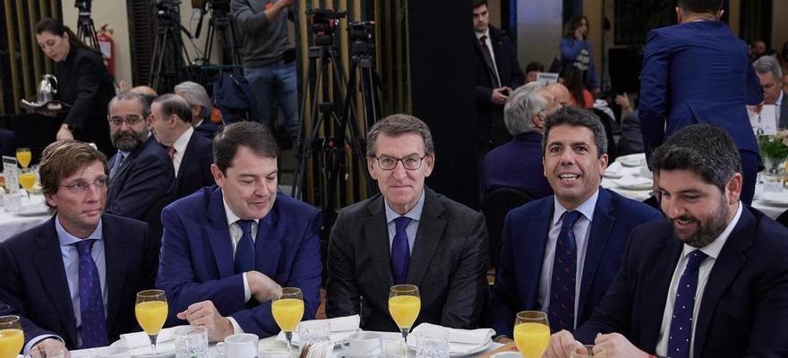 Les barons du PP tentent dencapsuler la crise de Vox