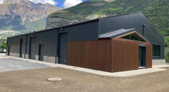 Les travaux des trois dernieres grandes stations depuration des Pyrenees