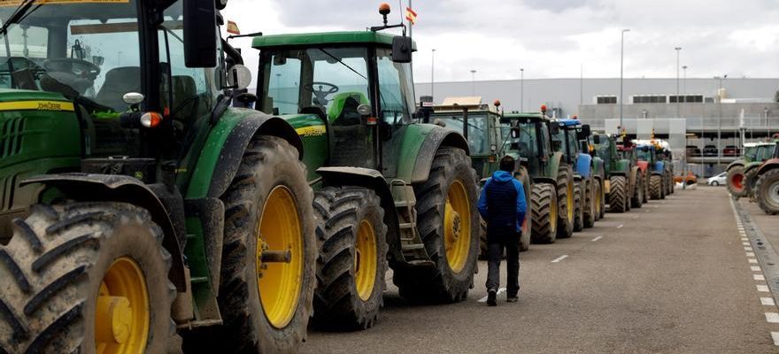 Manifestations des agriculteurs Gonzalo Bernardos predit lechec des tracteurs