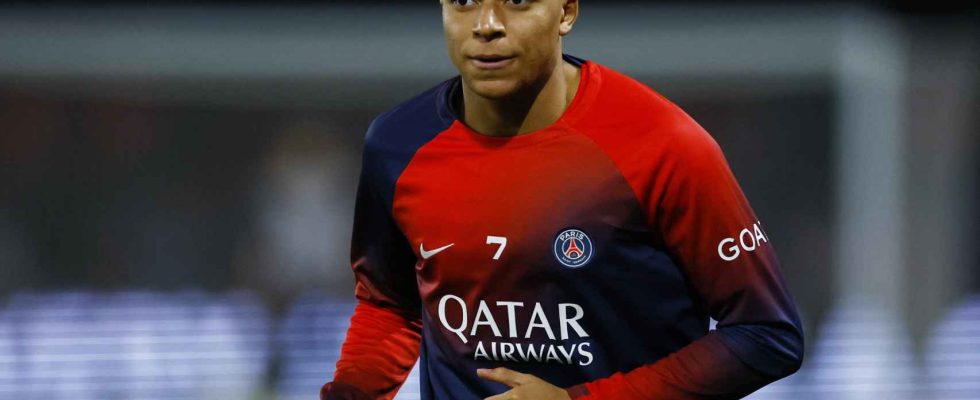 Mbappe informe Al Khelafi et le PSG quil ne continuera