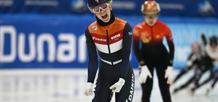 Schulting remporte lor avec lequipe de relais et termine le