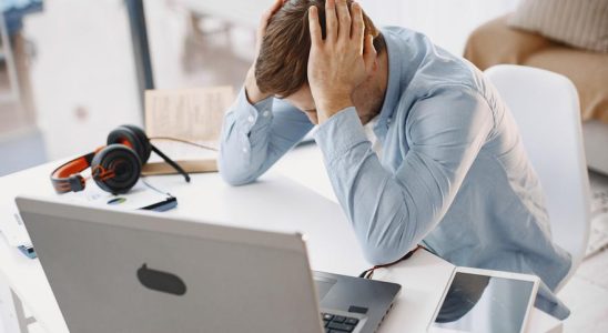 Symptomes du stress au travail et conseils du specialiste pour