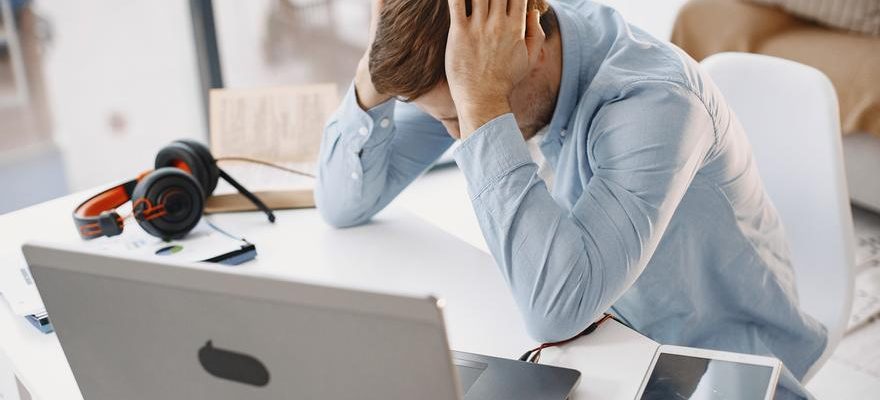 Symptomes du stress au travail et conseils du specialiste pour