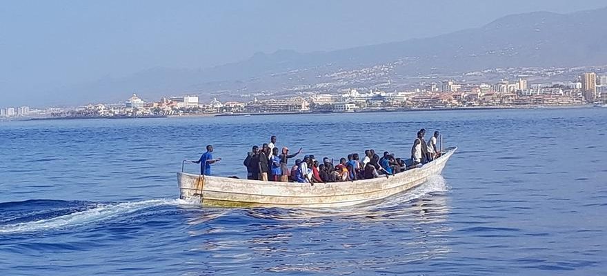 Un bateau chavire au Senegal faisant au moins 23 morts