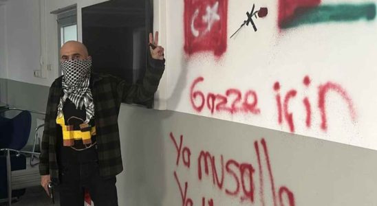 Un homme arme prend des otages en Turquie pour protester