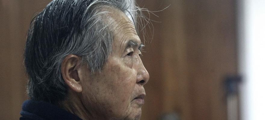 Alberto Fujimori passe ses journees dassignation a residence sur Tiktok