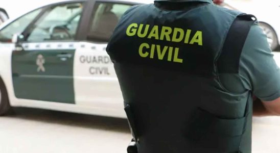 Ils arretent un policier local a Grenade accuse detre djihadiste