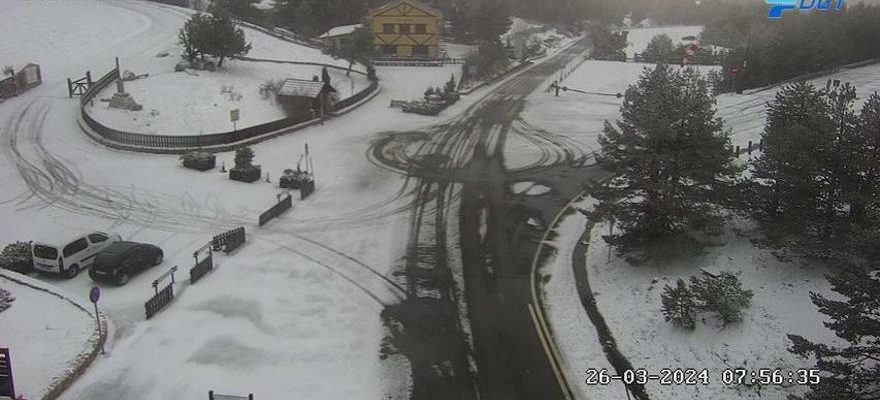 La neige complique la circulation sur les routes dAragon