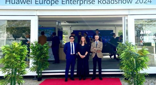 Le Huawei Enterprise Roadshow 2024 parcourt lEspagne pour presenter les