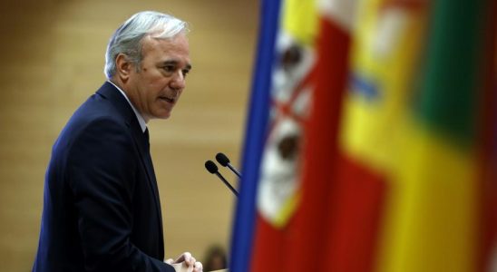Le PSOE sincline devant Junts et ERC et depuis Aragon