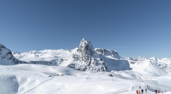 Les stations des Pyrenees aragonaises prolongent leur saison de ski