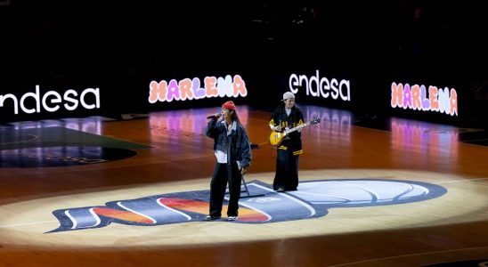 Lhymne de Marlena met la touche finale a la Basketball