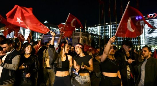 Lopposition turque bat Erdogan aux elections et detient les grandes
