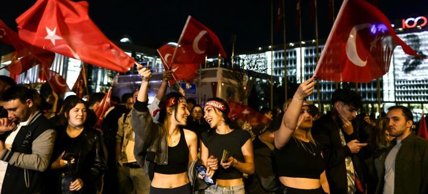 Lopposition turque bat Erdogan aux elections et detient les grandes