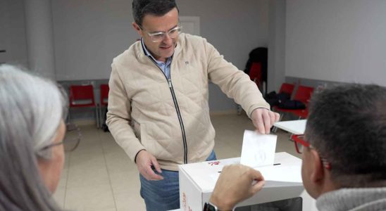 Miguel Angel Gallardo remporte les primaires du PSOE dEstremadure et